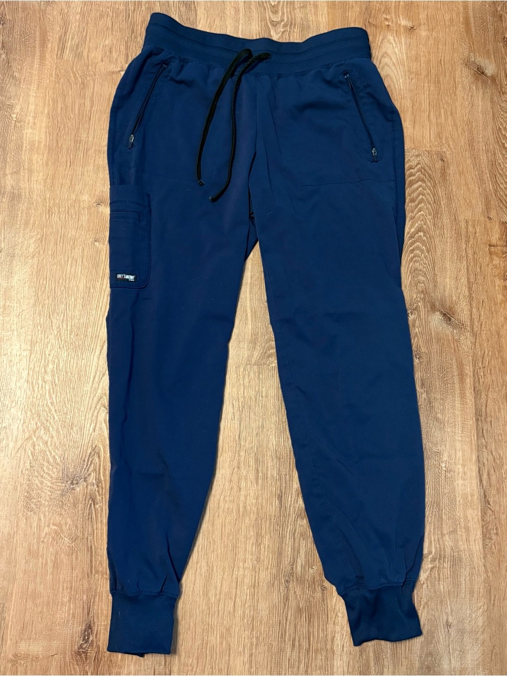 Women’s Greys Anatomy Navy Jogger Scrub Pants with Cargo Pocket Size Small